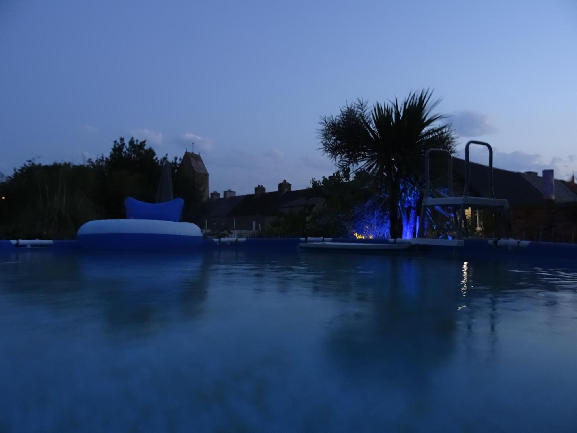 Gite "Rose Des Sables" - 800M De La Plage De Surtainville, Proche Commerces - Piscine En Juillet Et Aout Экстерьер фото